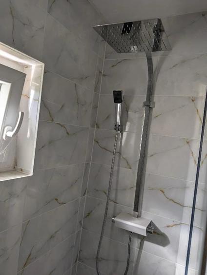 Apartament cu 2 camere semidecomandat în Soarelui