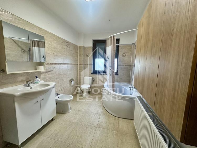 Apartament cu 3 camere semidecomandat, mobilat în Calea Urseni