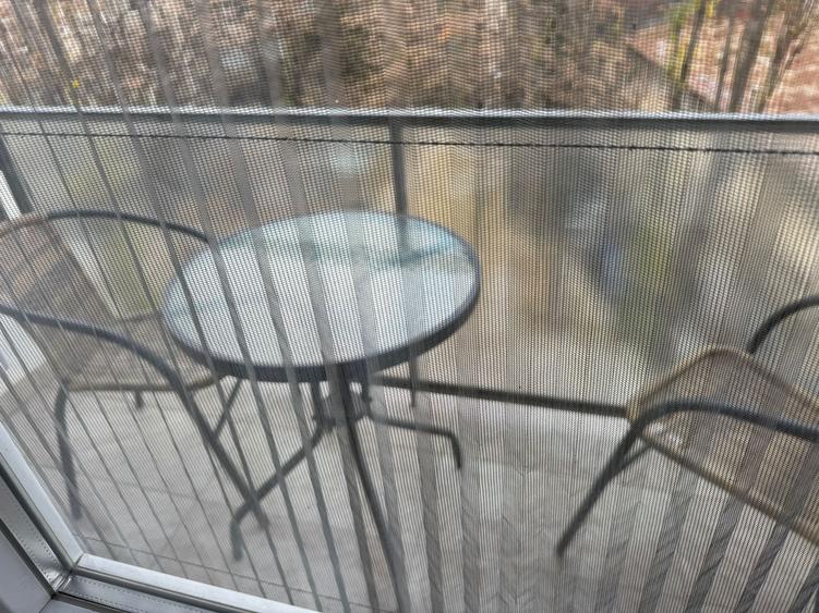 Apartament cu 2 camere decomandat în P-ța Universității