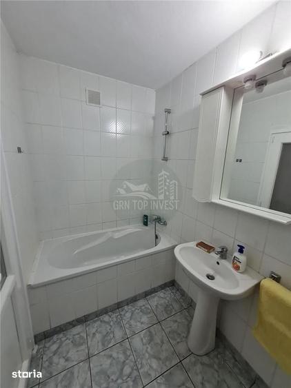 Garsoniera decomandata balcon pivnita zona Autogara Turnisor - 7