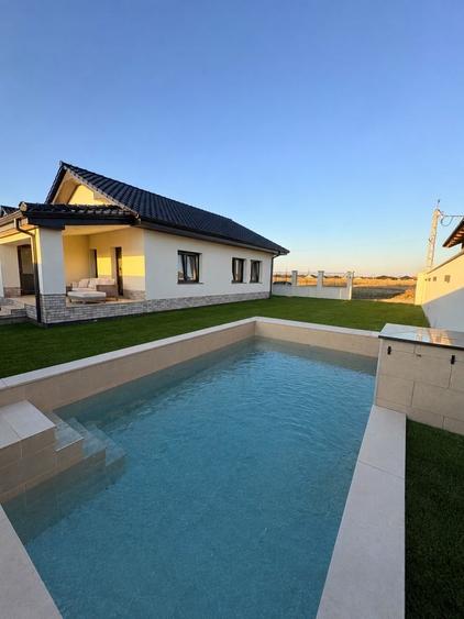 Casă cu 3 camere cu Teren 442 Mp în Sântandrei