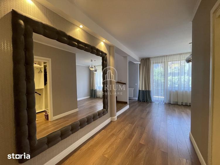 Casă cu 7 camere cu Teren 240 Mp în Feleacu