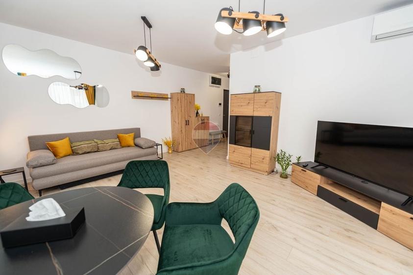 Apartament cu 2 camere semidecomandat, mobilat în Băneasa