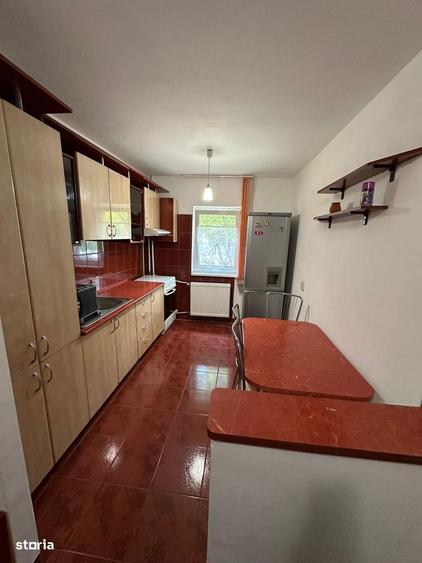 Apartament cu 2 camere în Complex Studențesc