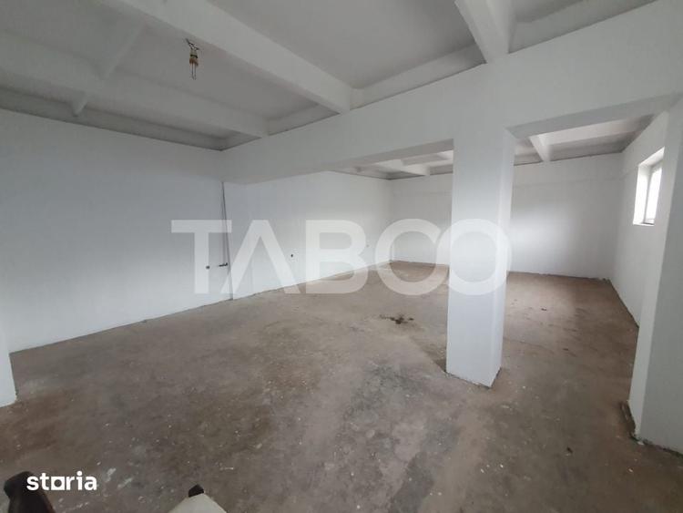 Spațiu comercial, de 100 mp, în Central