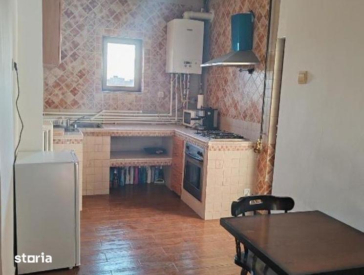 Apartament inchiriere 4 camere Piata Romana - 4