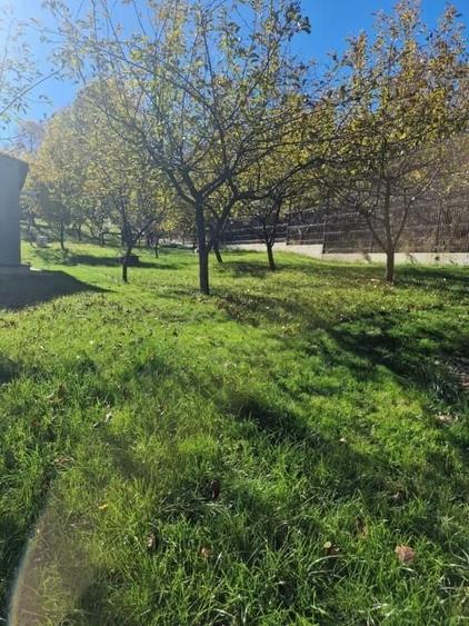 Casă individuală cu 2 camere cu Canalizare în Central