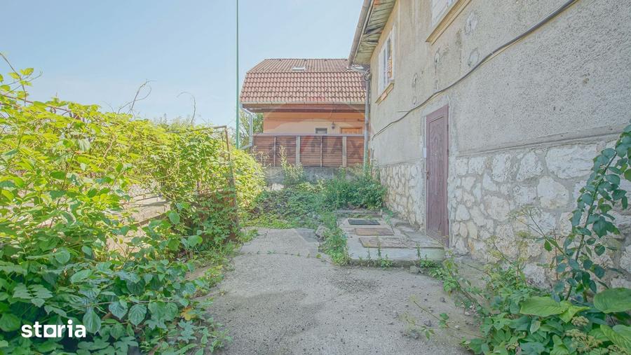Casa cu poten?ial in Centrul Civic Bra?ov | 4 camere - 1