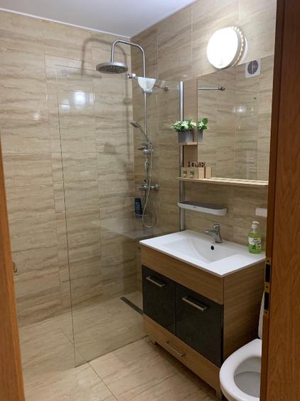 Apartament cu 3 camere semidecomandat în Take Ionescu