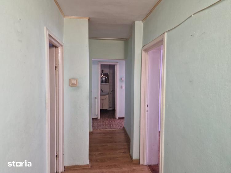 De vanzare apartament 3 camere decomandat etaj 1 George Enescu,Suceava - 3