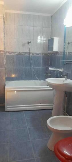 Apartament cu 2 camere decomandat în Micro 20