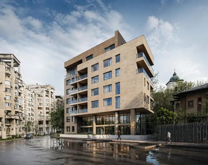 Apartament cu 3 camere decomandat în Unirii