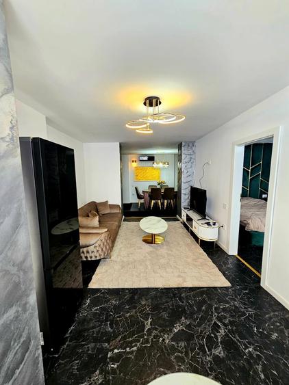 Apartament cu 2 camere semidecomandat în Central