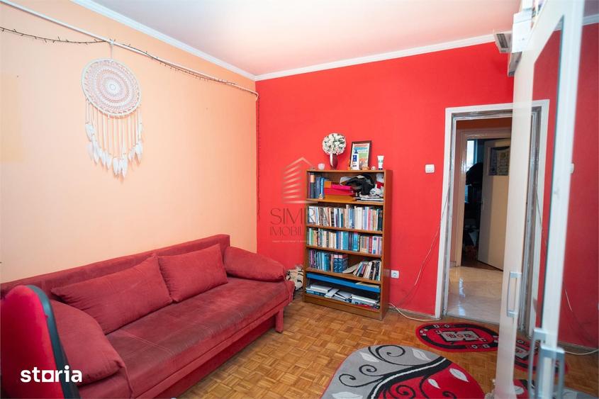 Apartament cu 3 camere decomandat în Dacia