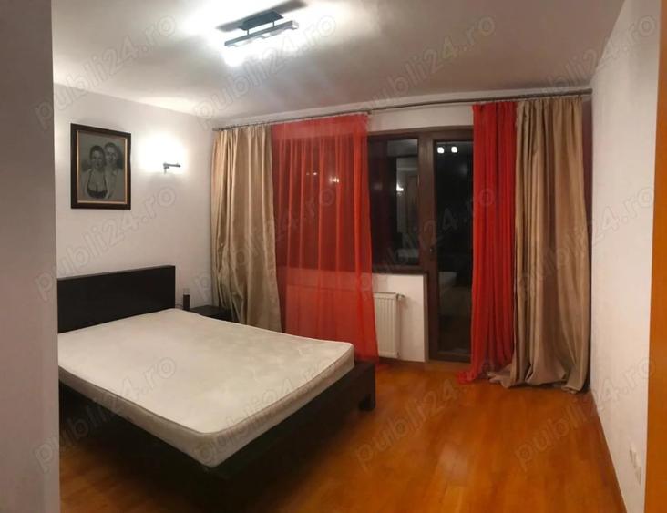 Apartament cu 3 camere decomandat în Andrei Mureșanu