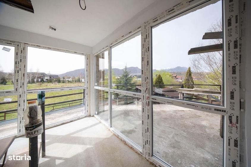 Casă cu Teren 1500 Mp în Central