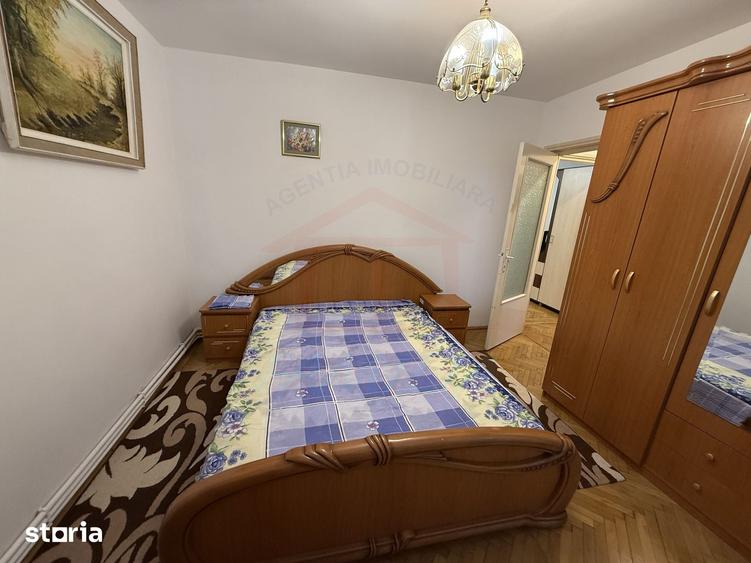 Apartament cu 3 camere semidecomandat în Micro 38
