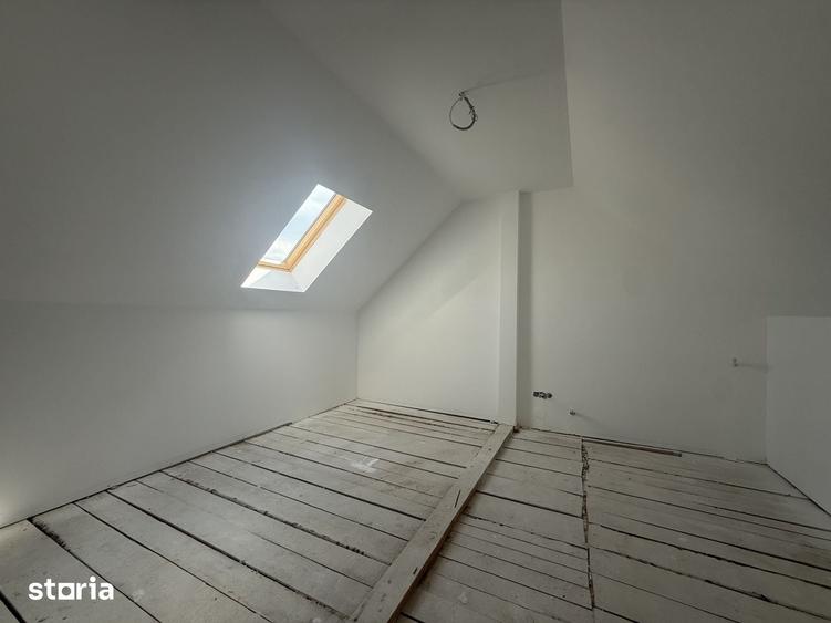 Casă cu 6 camere cu Teren 500 Mp în Feleacu