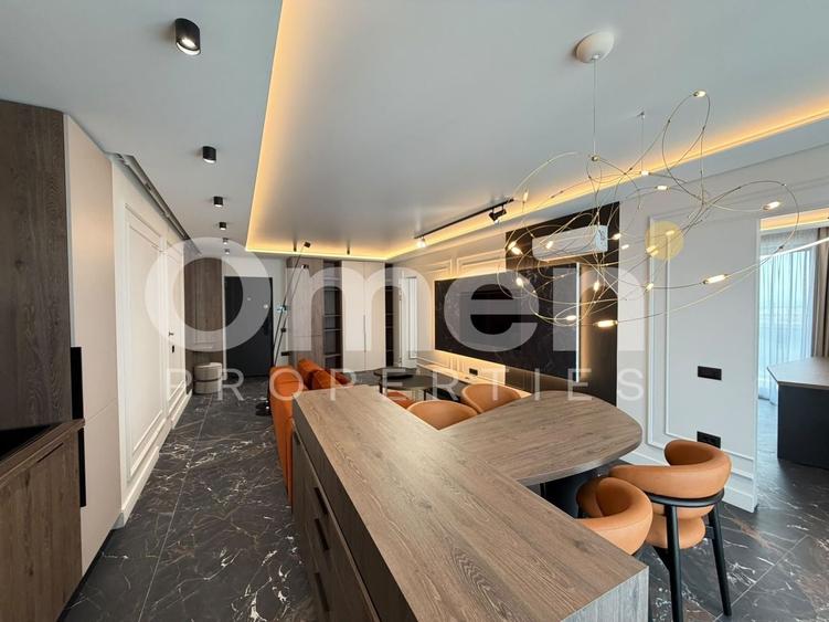 Apartament cu 3 camere semidecomandat, mobilat în Ultracentral
