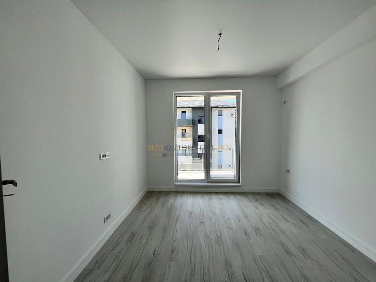 Apartament cu 2 camere decomandat în Est