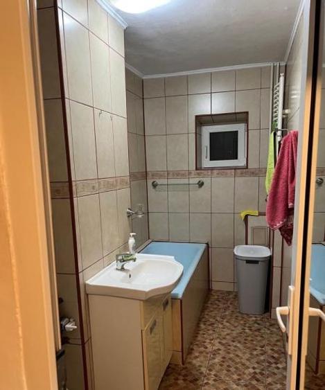 Garsonieră decomandată, mobilată în Vitanul Nou