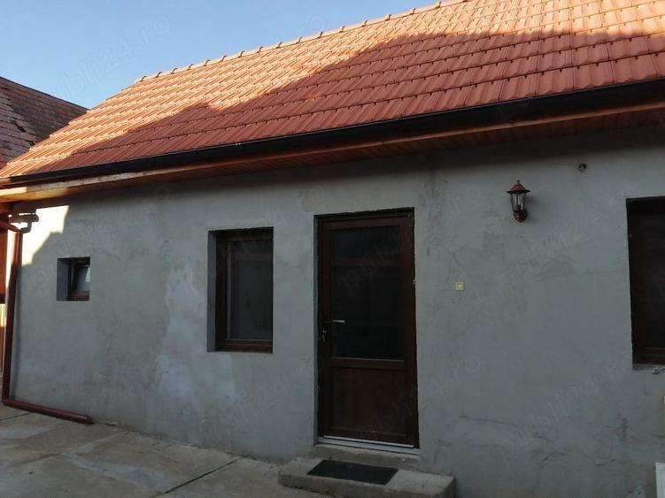 Casă cu Teren 1600 Mp în Central