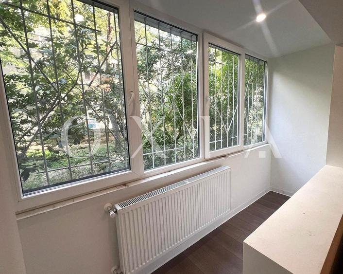Apartament cu 2 camere semidecomandat, mobilat în Gheorghe Lazăr