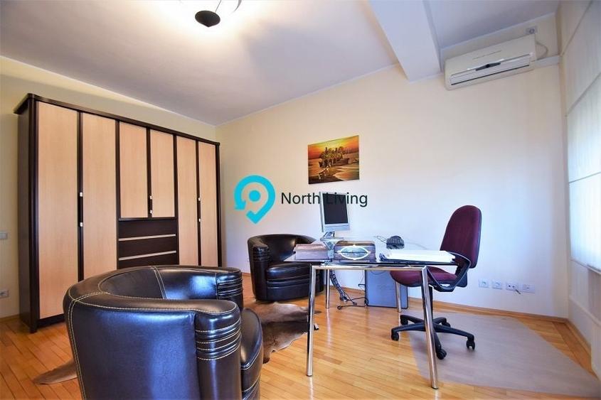 Duplex cu 5 camere cu Canalizare în Central