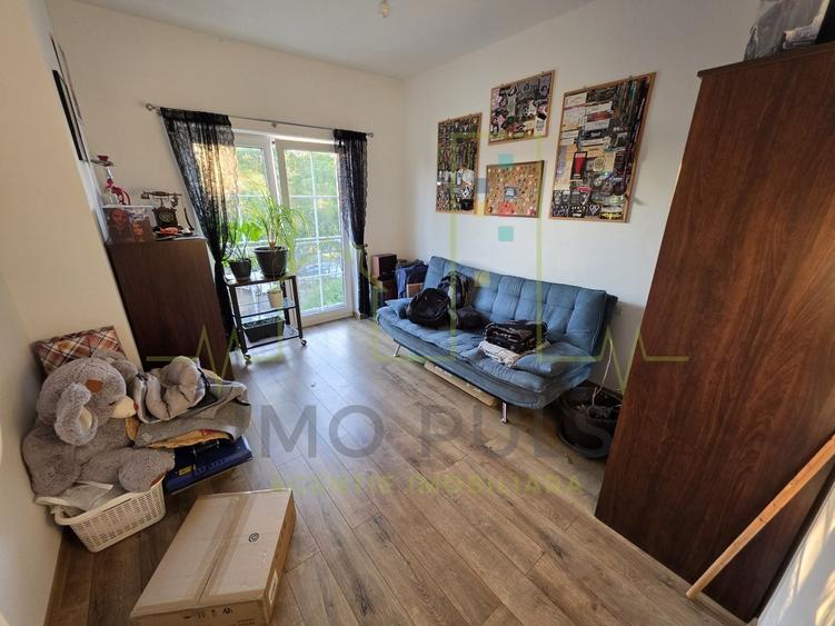 Duplex cu 5 camere cu Canalizare în Ghiroda