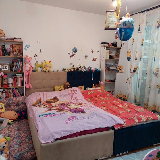 Apartament cu 3 camere semidecomandat în Țiglina 2