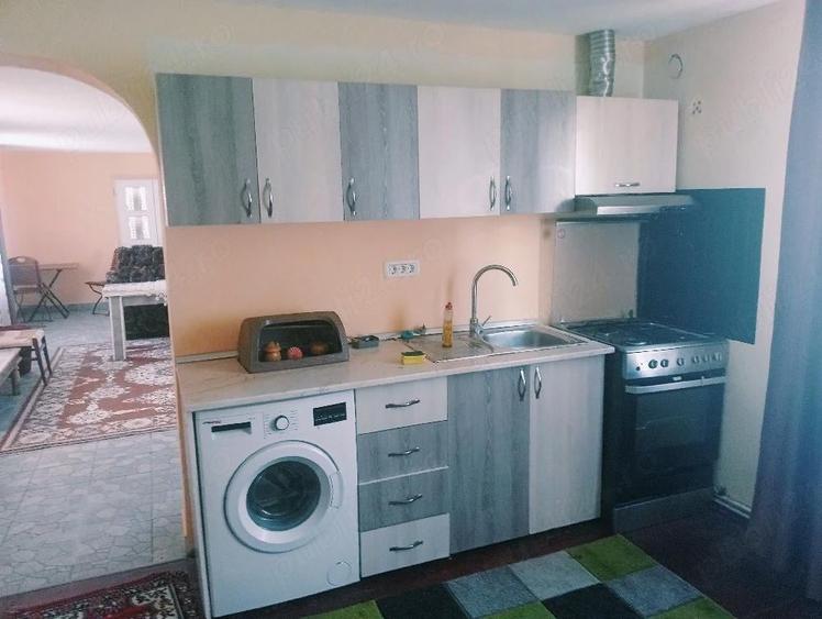 Casă cu 3 camere cu Teren 120 Mp în Central