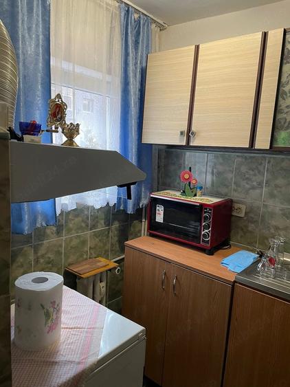 Garsonieră decomandată în Central