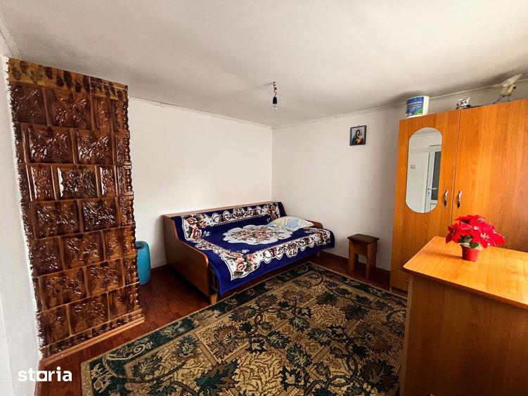 Casă cu 6 camere cu Teren 1247 Mp în Frăsinet