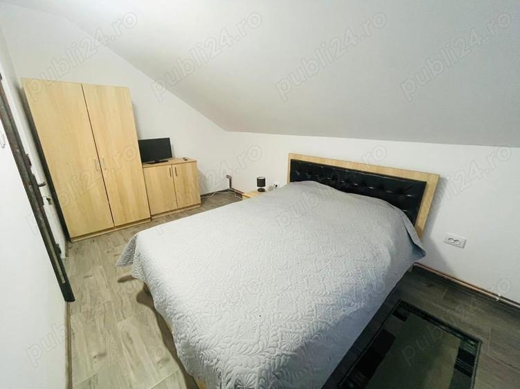 Casă cu 6 camere în Vadu Moților