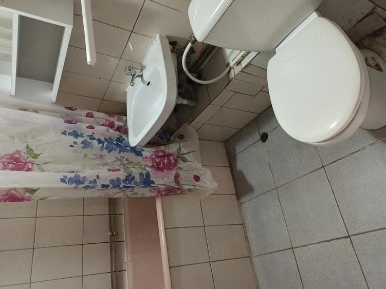 Apartament cu 3 camere decomandat în Ghermănești