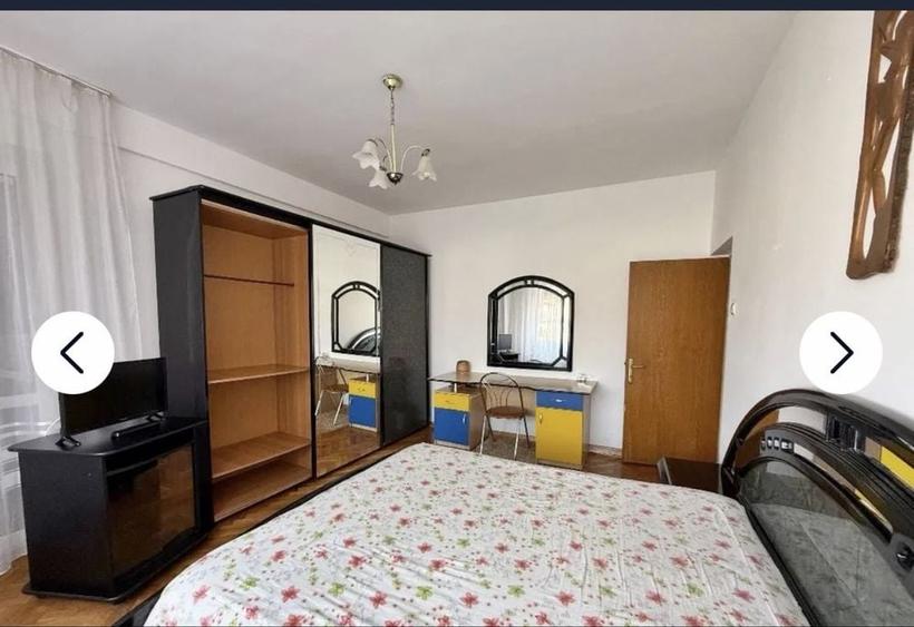 Apartament cu 4 camere în Cetate