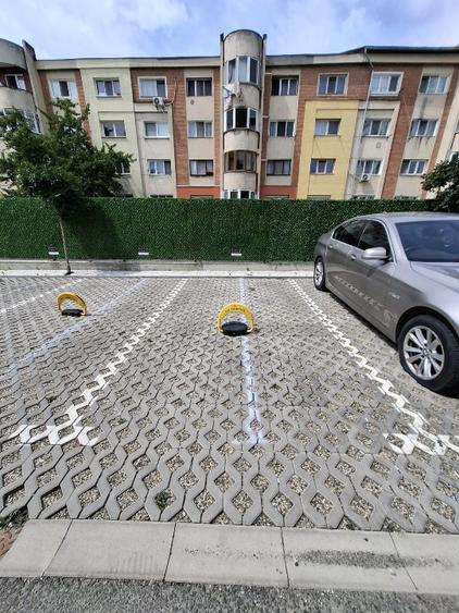 Apartament cu 2 camere semidecomandat în Hotvon