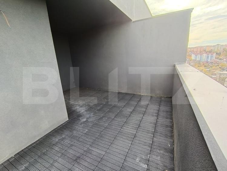 Apartament cu 3 camere decomandat în Exterior Sud