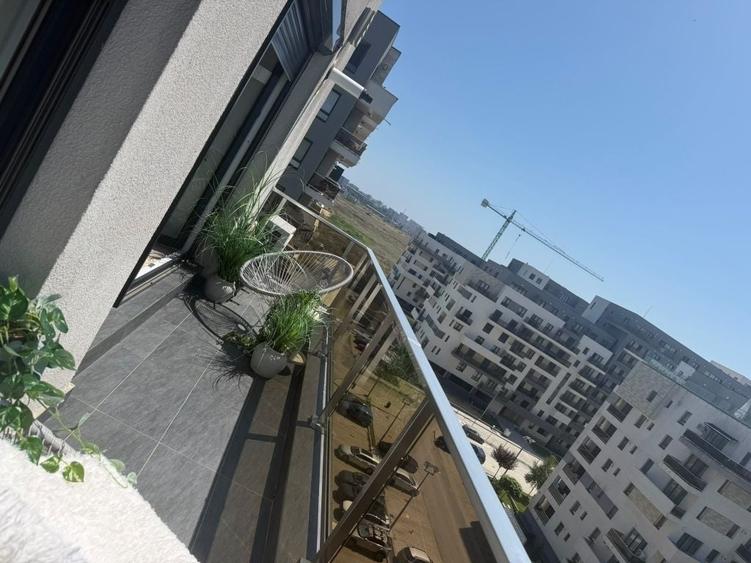 Apartament cu 2 camere decomandat în Tomis Plus