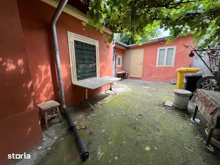 Rahova, -Petrom, casa caramida locuibila singur curte, 125 mp, - 2