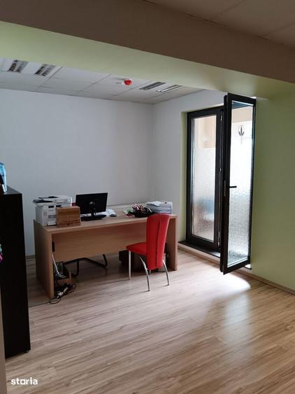 Spațiu comercial, de 55 mp, în Craiovei