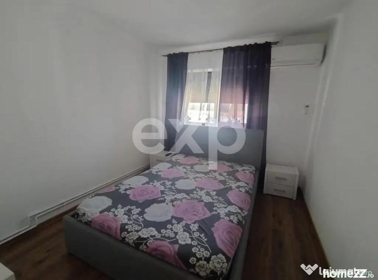 Apartament cu 3 camere decomandat în Găvana