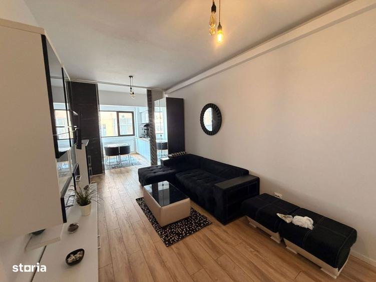 Apartament cu 2 camere semidecomandat, mobilat în P-ța Alba Iulia