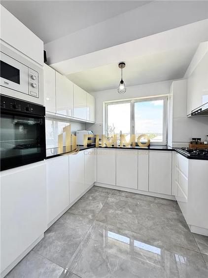Apartament cu 2 camere decomandat, mobilat în Central