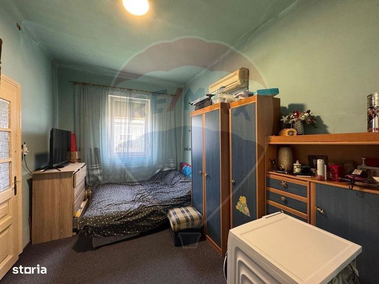 Casă cu 4 camere cu Teren 450 Mp în Șega