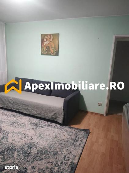 Apartament cu 2 camere semidecomandat în Berceni