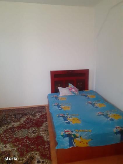 Casă cu 5 camere cu Teren 500 Mp în Central