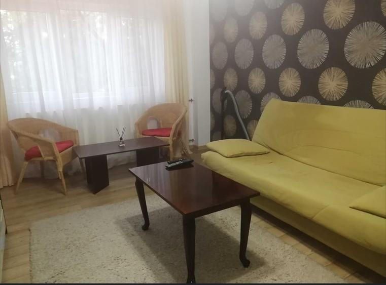 Apartament cu 2 camere decomandat, mobilat în Rahova