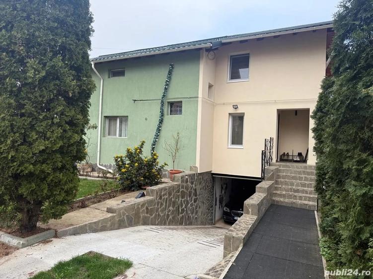 Casă cu 6 camere cu Teren 400 Mp în Micro 3