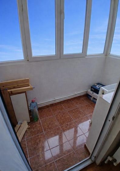 Apartament cu 2 camere semidecomandat în Inel II